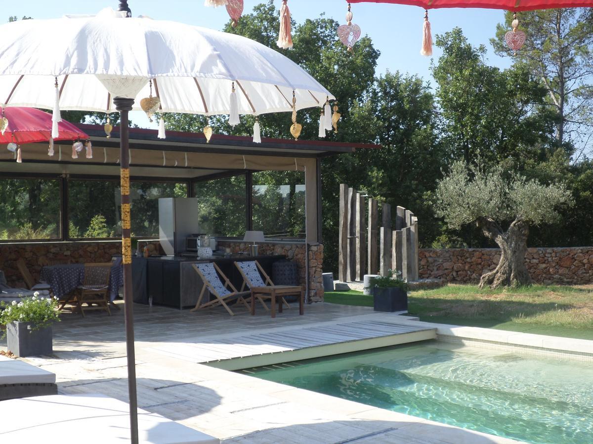 Le Clos Des Cambres Les Arcs-sur-Argens Exterior foto